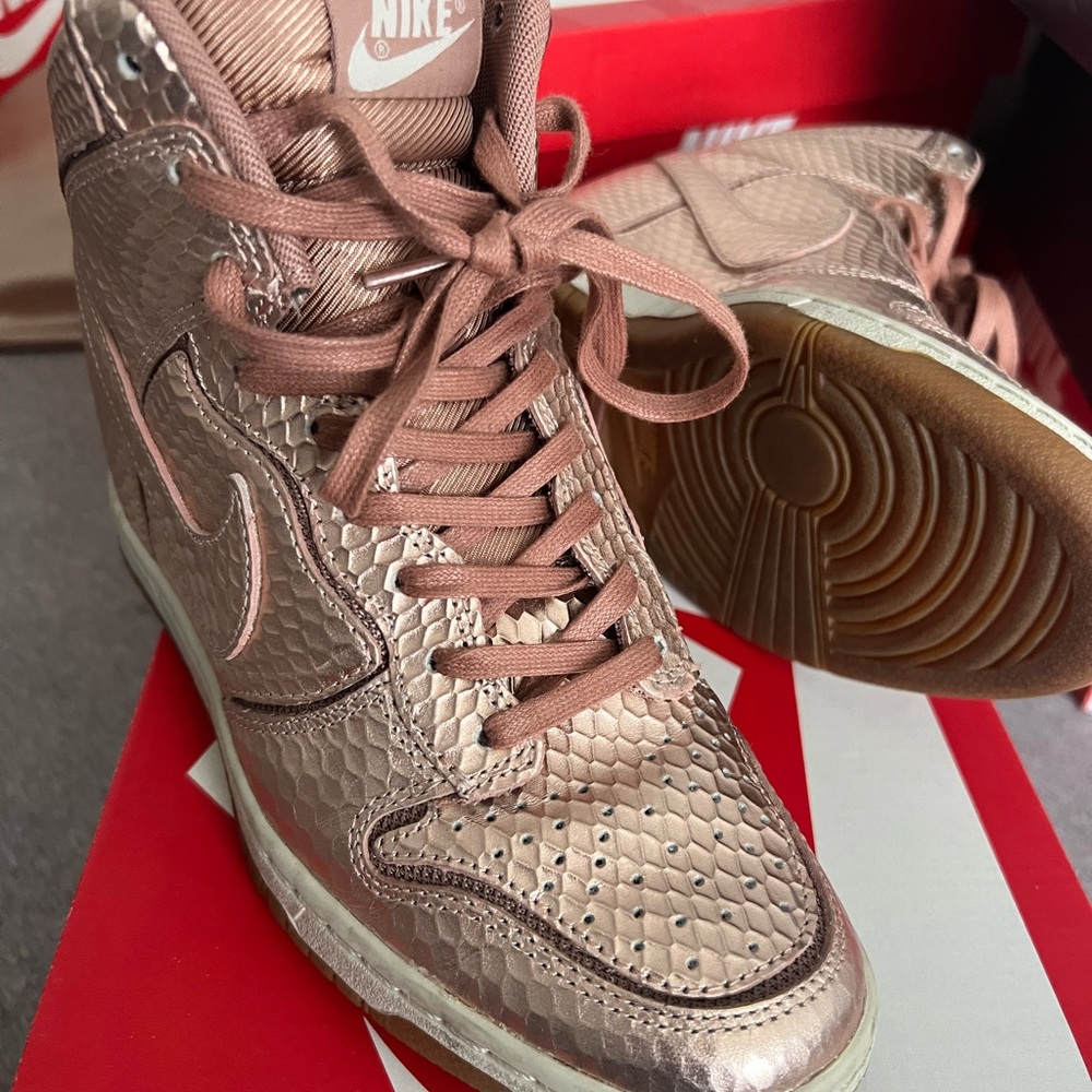 Nike sky hi rose gold platform sneaker